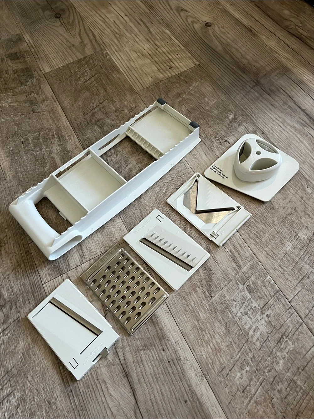 Pampered Chef Ultimate Slice and Grate.